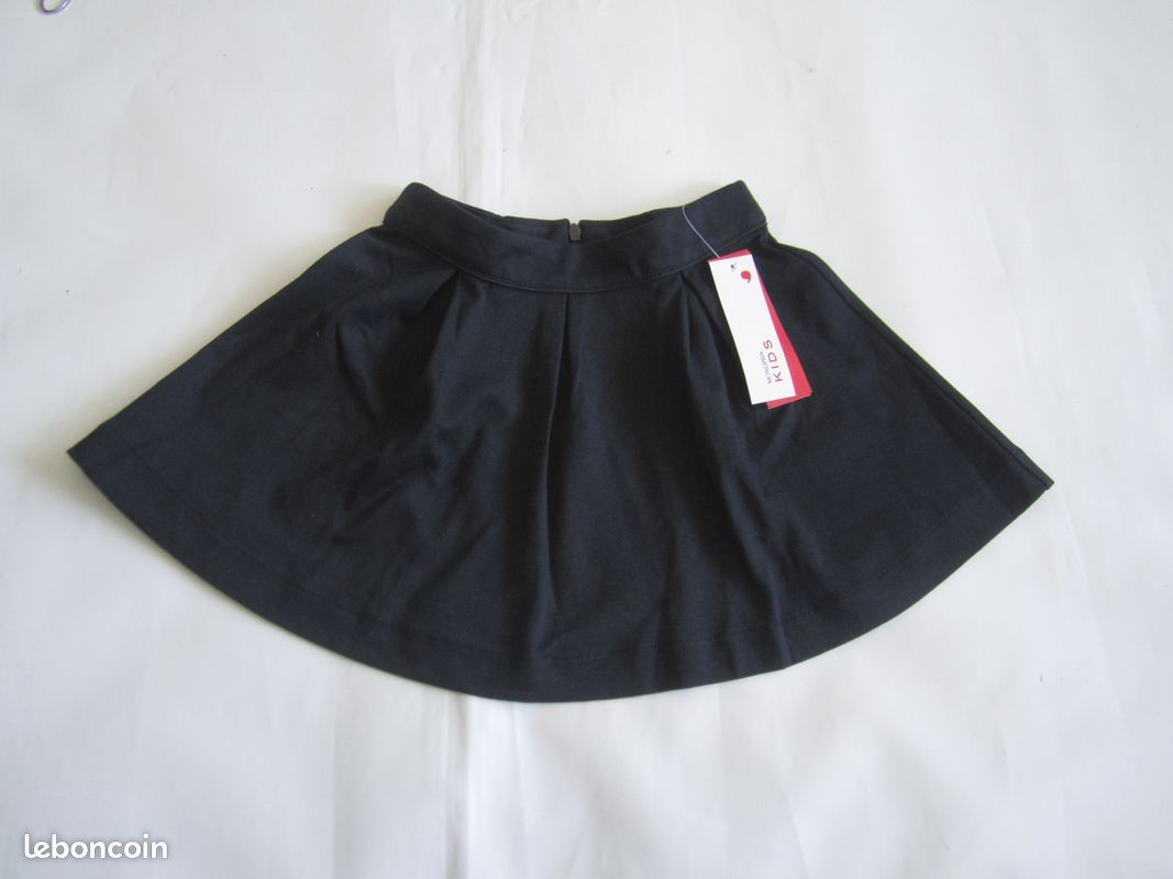 Jupe patineuse noire 6 ans Monoprix Kids Neuve (image 1)