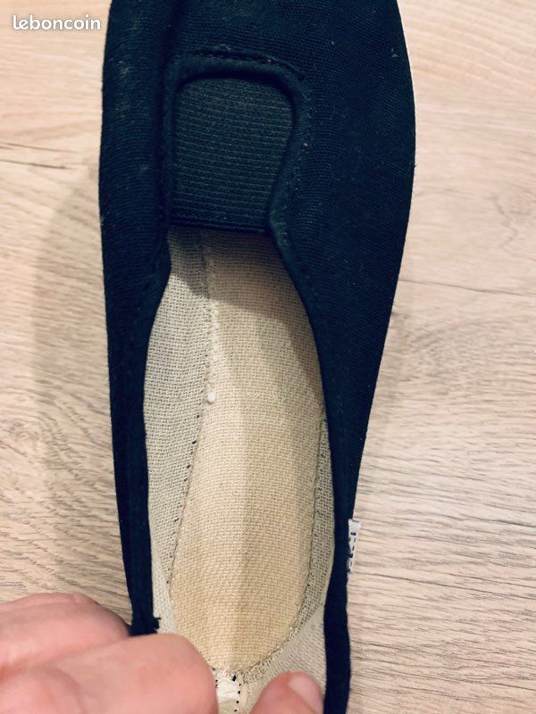 Chaussons de gymnastique de sport pour intérieur, pointure 34 (image 2)