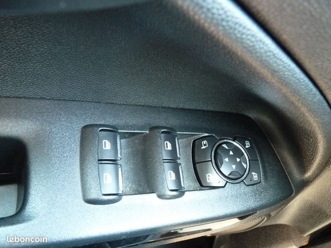Ford ECOSPORT 1.0 ECOBOOST 125CH TITANIUM BUSINESS EURO6.2 (image 13)