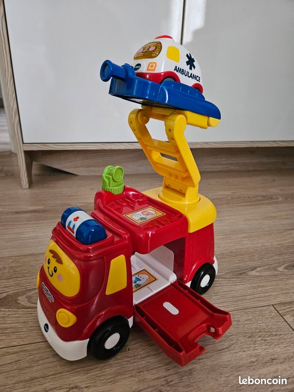 Tut tut bolides (image 1)