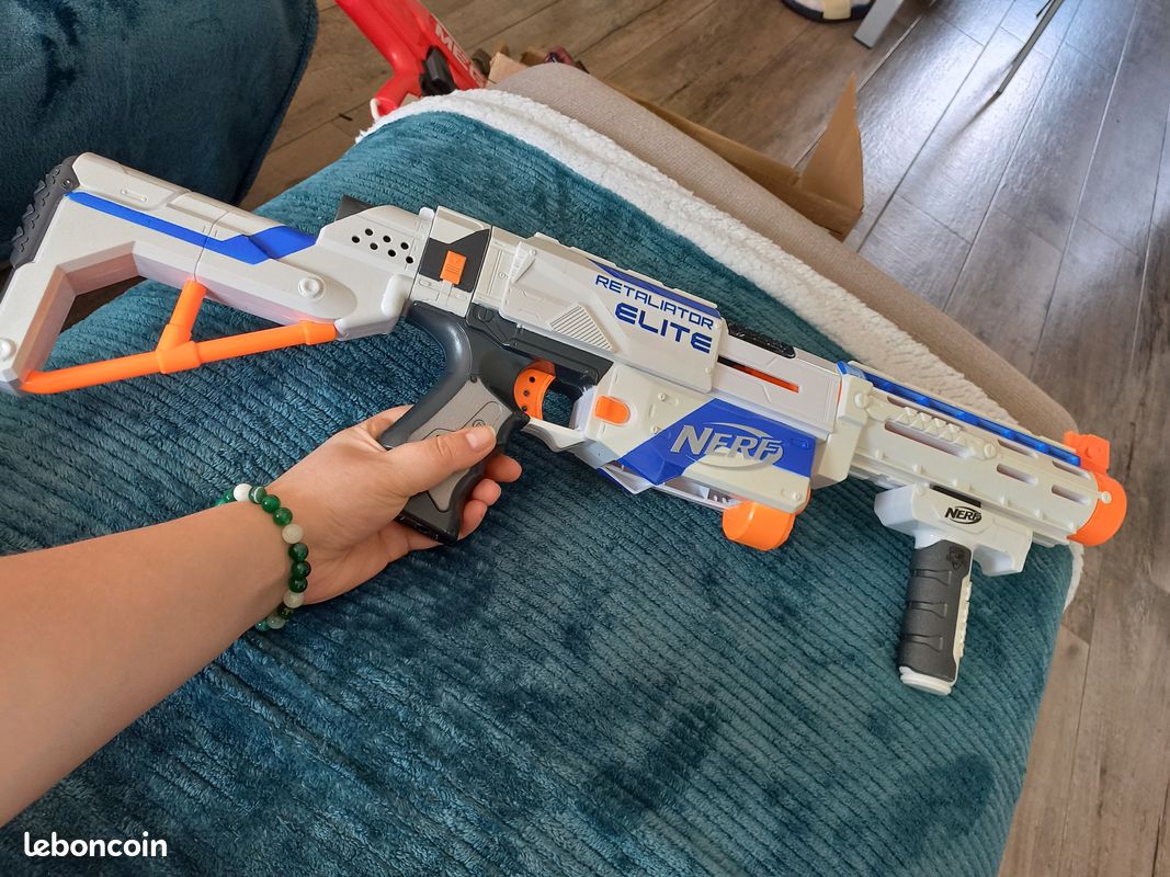 Nerf retaliator elite avec des missiles et ses accessoires pistolet (image 6)