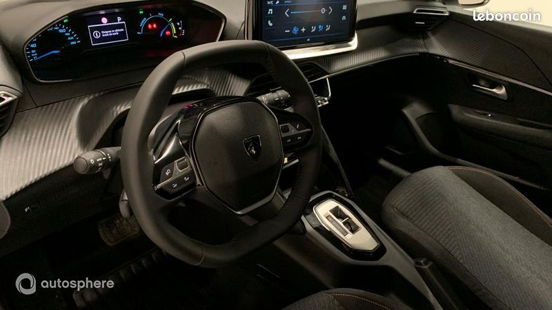 Peugeot 208 1.2 Hybrid 110ch Style e-DCS6 (image 35)