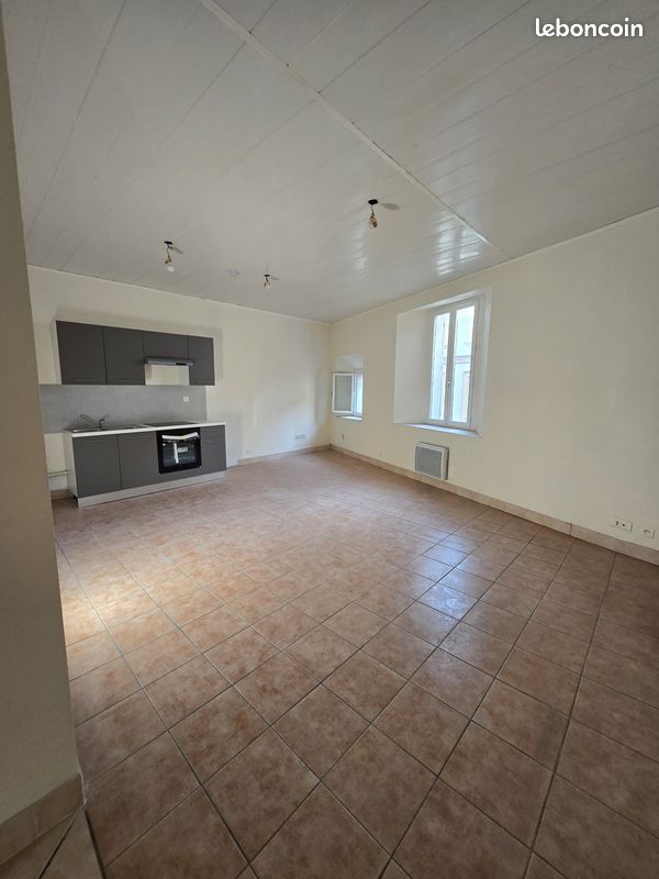 Appartement 2 pièces 65 m² · à Brignoles · 65 m² · 600 €/mois