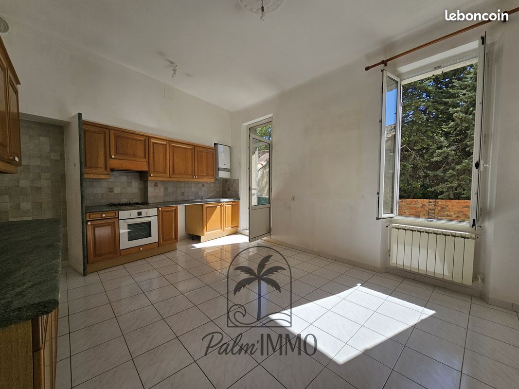 Appartement 3 pièces 63 m² · à Marseille · 63 m² · 169 000 €
