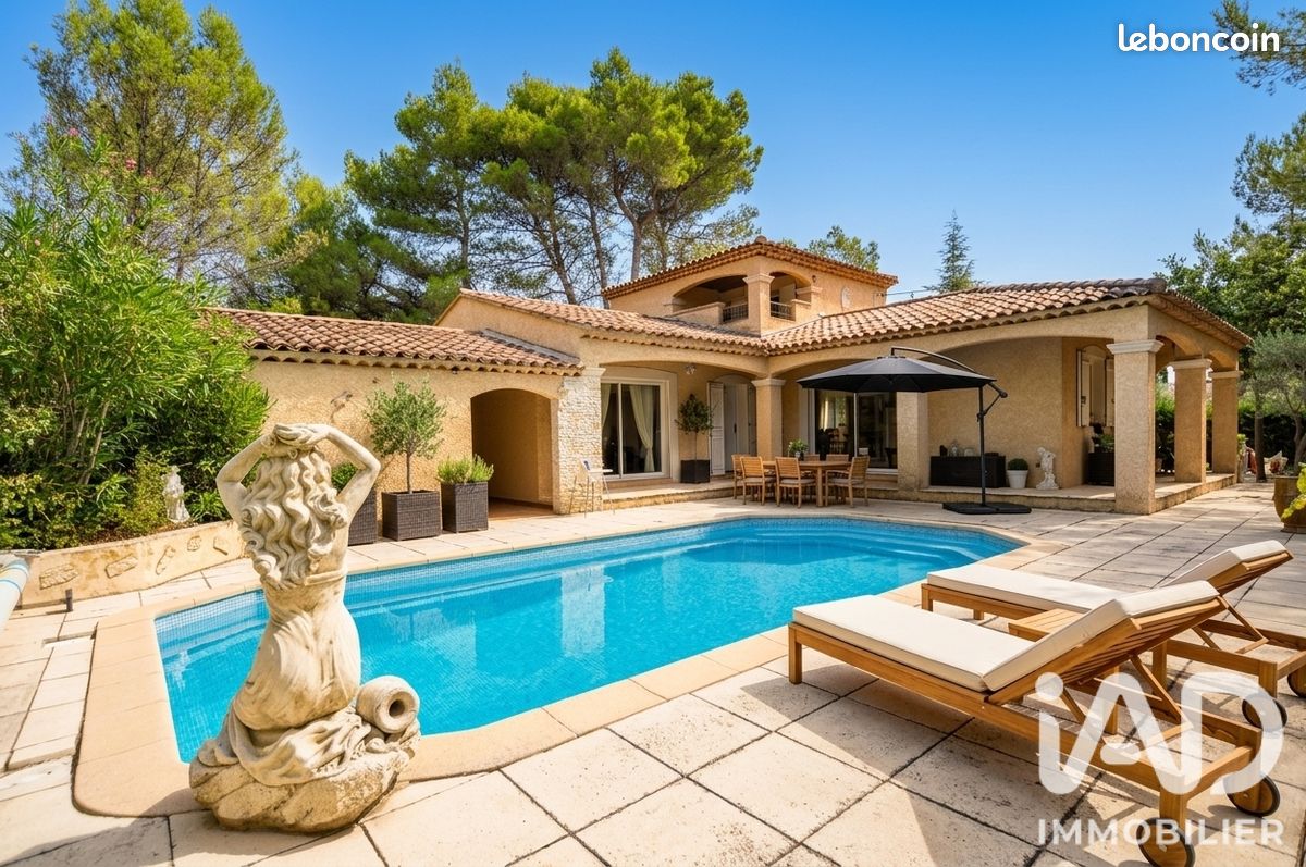Maison 5 pièces 160 m² · à Grambois · 160 m² · 598 000 €