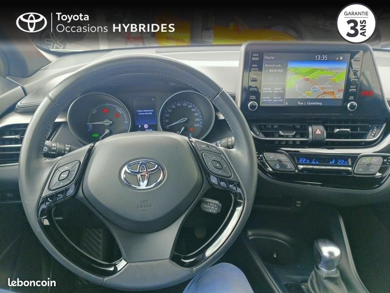 Toyota C-HR 122h Dynamic Business 2WD E-CVT + Programme Beyond Zero Academy MY20 (image 9)