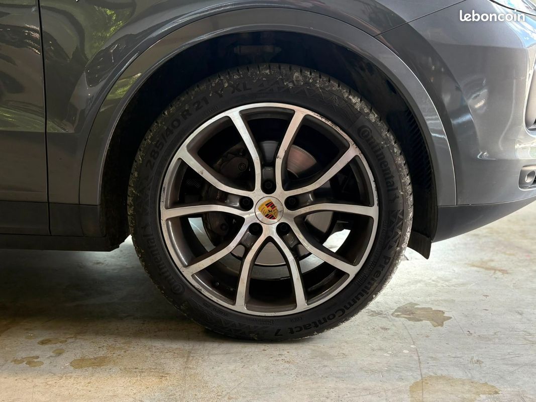 PORSCHE CAYENNE COUPE E-Hybrid 3.0 V6 462 ch Tiptronic BVA - Toit panoramique (image 38)