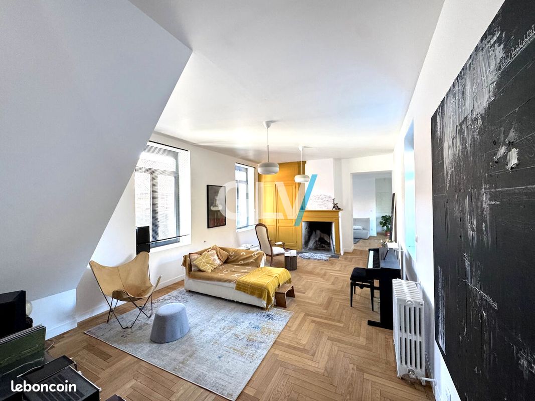 Maison 5 pièces 159 m² · à Anstaing · 159 m² · 499 000 €