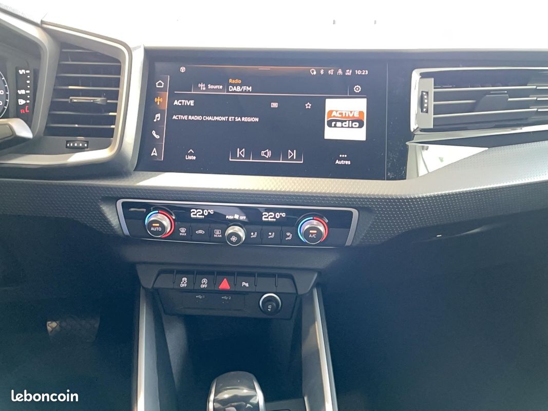 AUDI A1 Sportback 30 TFSI 116 ch S tronic 7 Design (image 15)