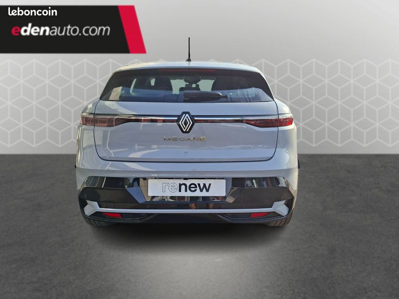 Renault Mégane E-Tech EV40 130ch standard charge Equilibre (image 4)