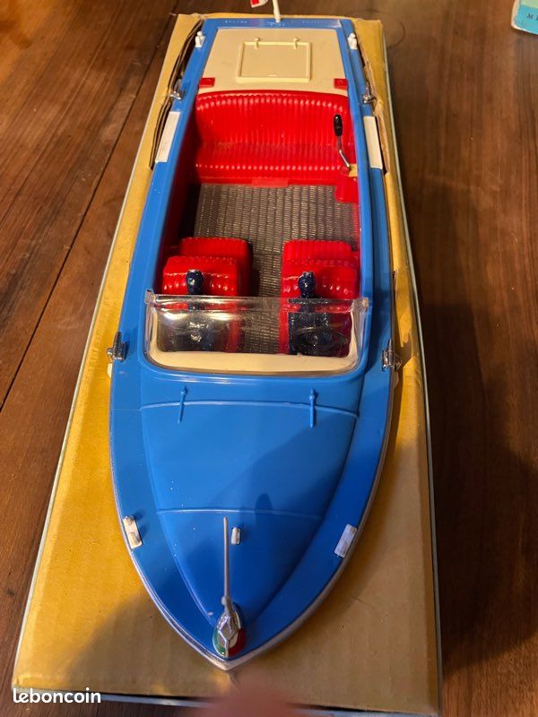 Bateau jouet Bateau RC Hors-bord RC Bateau De Course RC Pour Enfants Et