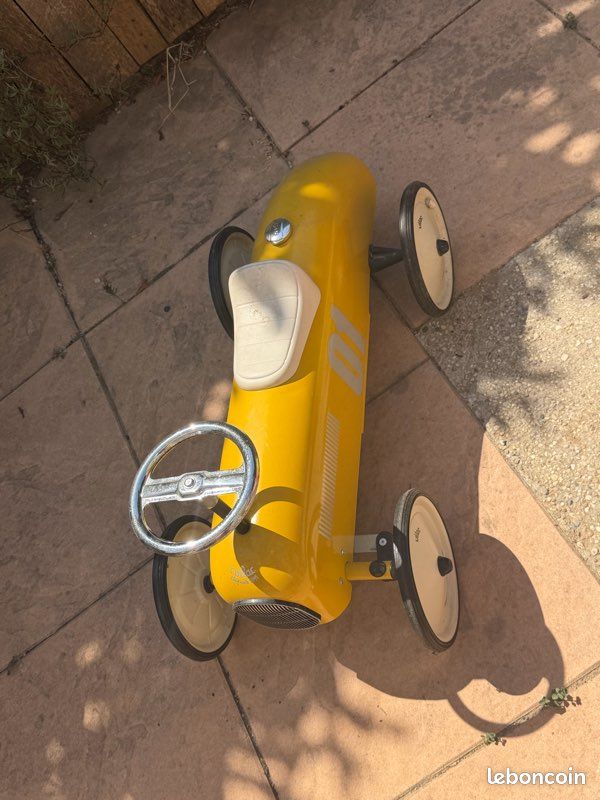 Voiture de collection (image 2)