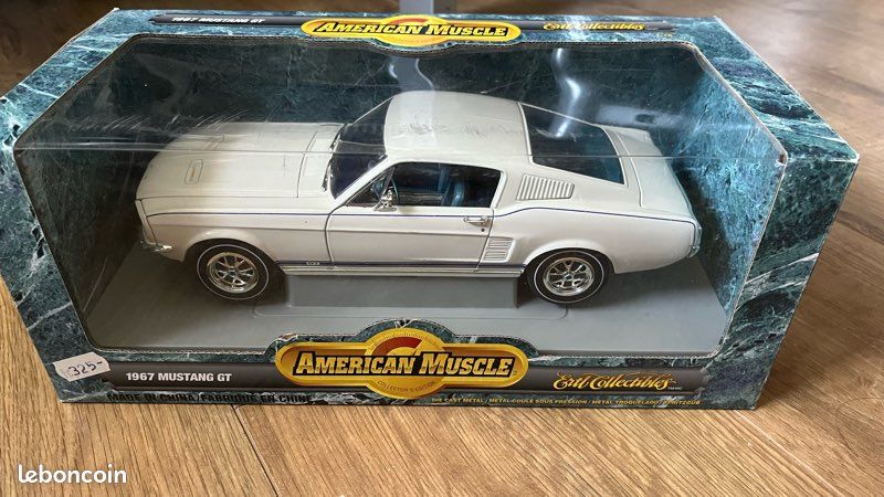 ERTL American Muscle 1/18 - Ford Mustang GT 1967 Millenium - Édition Limitée (neuf, Doré)