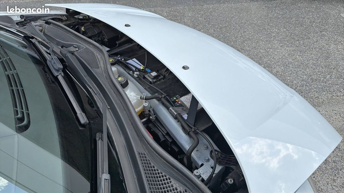 Renault twingo iii tce 95 intens (image 21)