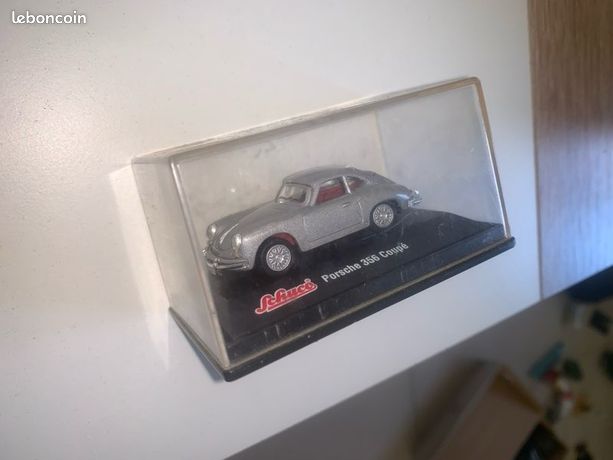 Schuco Porsche Boxster 1/43 Red Special Order Model WAP 020 027 Neuf