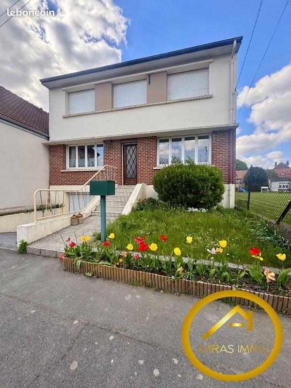 Maison 5 pièces 115 m² · à Ficheux · 115 m² · 172 000 €
