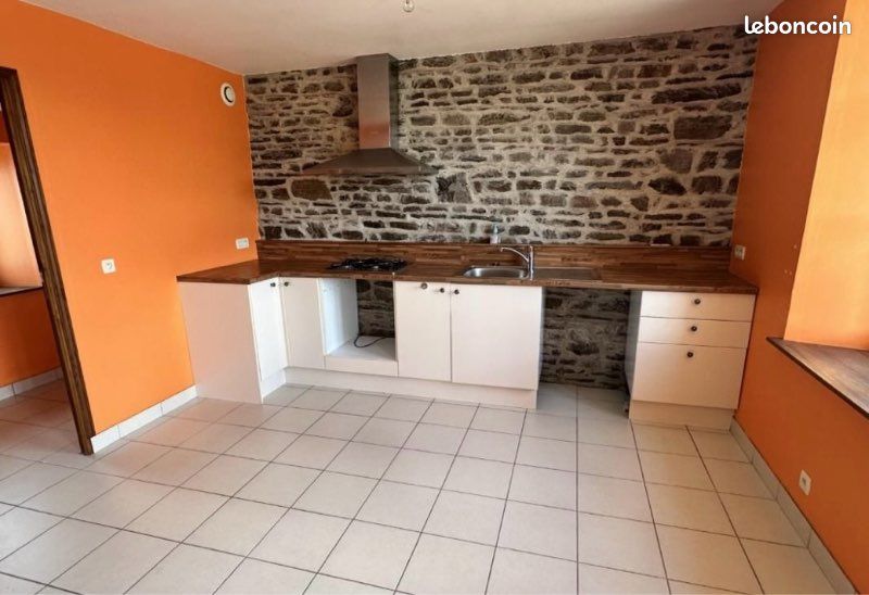 Maison 3 pièces 55 m² · à Domjean · 55 m² · 580 €/mois