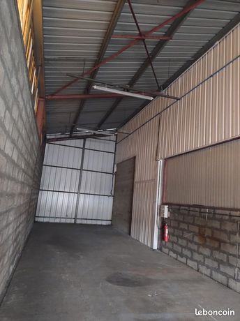 Hangar 1 pièce 80 m²