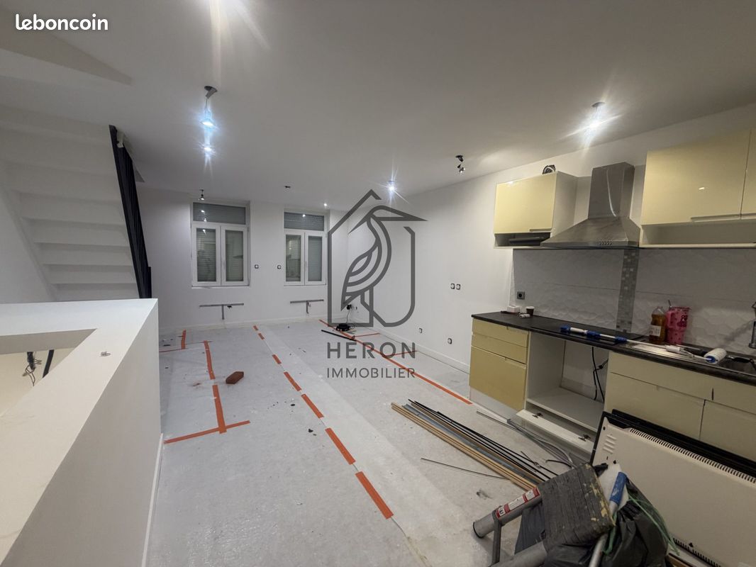 Immeuble 100 m² · à Lille · 100 m² · 312 800 €
