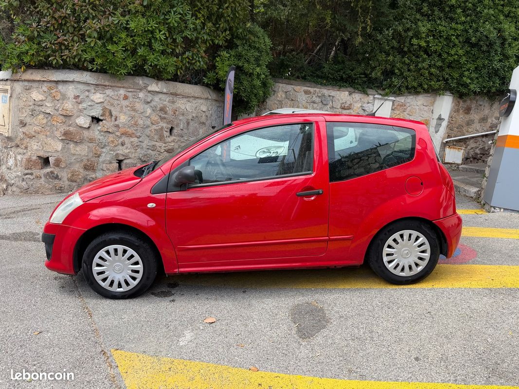 Citroën C2 1.4 i 75 CV / Ecran Navigation / CLIM / (image 10)