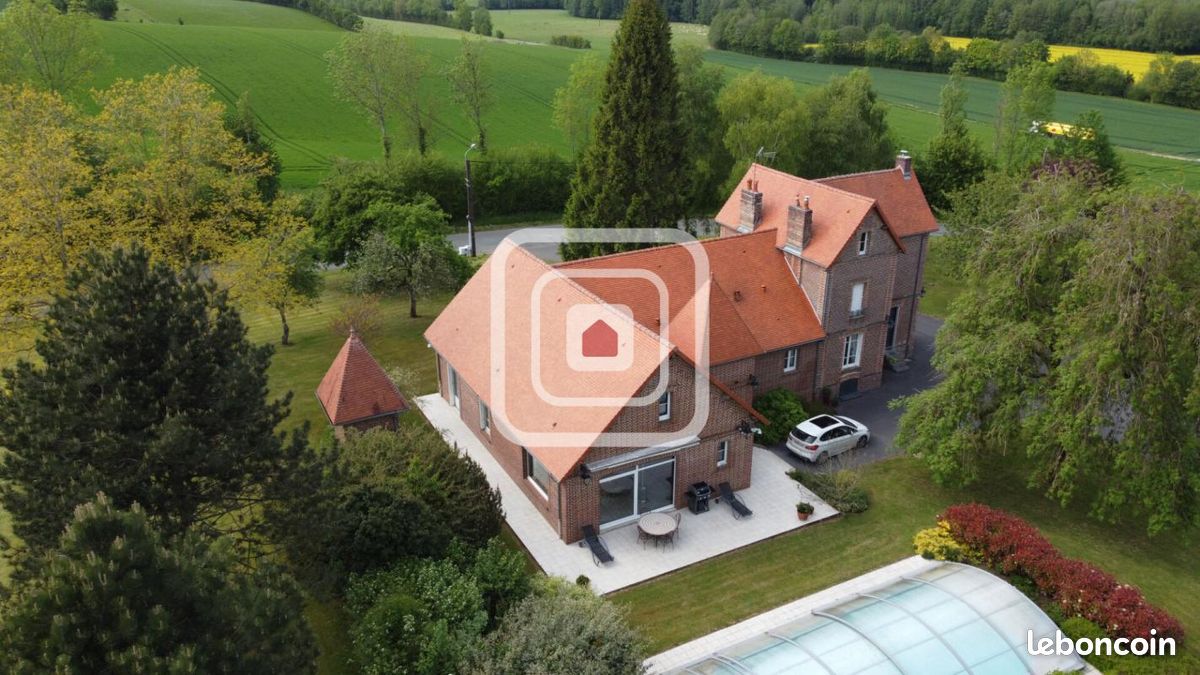 Maison 9 pièces 263 m² · à Dizy-le-Gros · 263 m² · 585 000 €