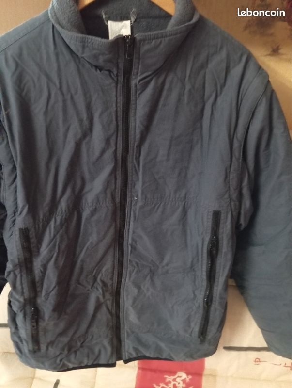 Blouson très bon état gris avec les manches qui s'enlèvent très chaud du l (image 1)