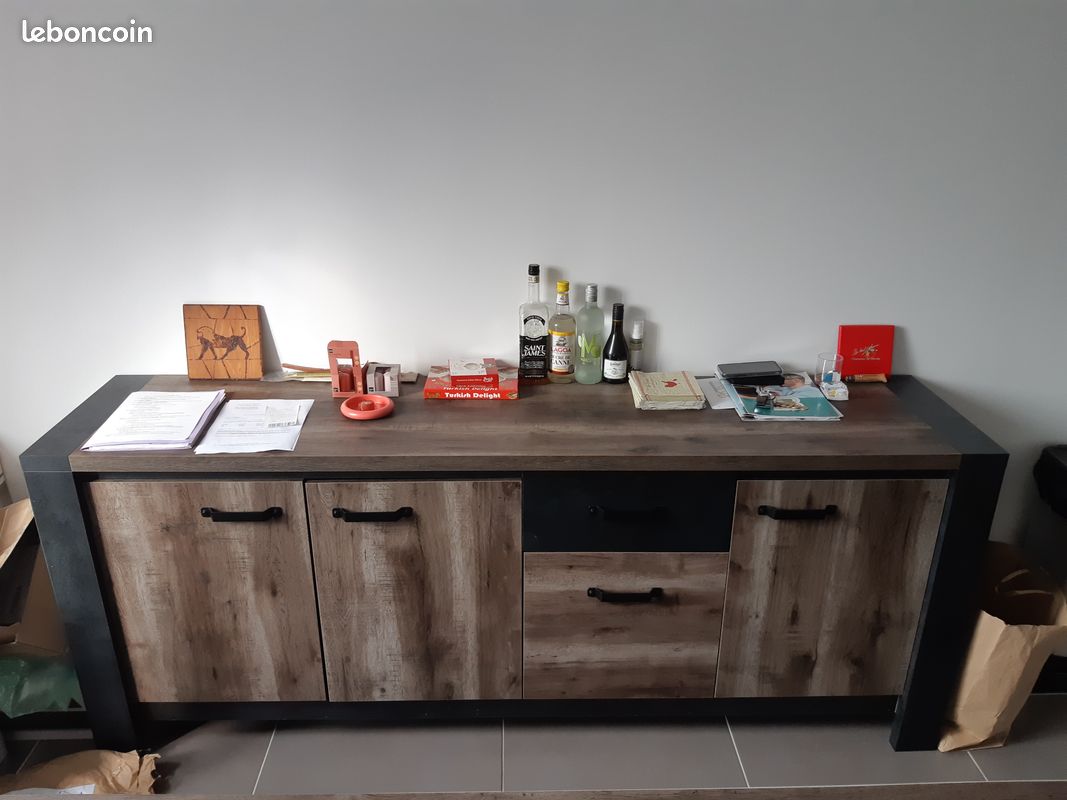 Buffet 4 portes + 1 tiroir 223 x 88 x 50 (image 1)