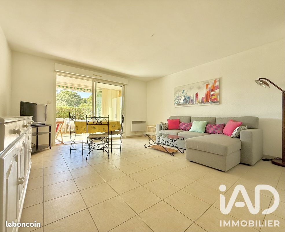 Appartement 2 pièces 41 m² · à Six-Fours-les-Plages · 41 m² · 280 000 €