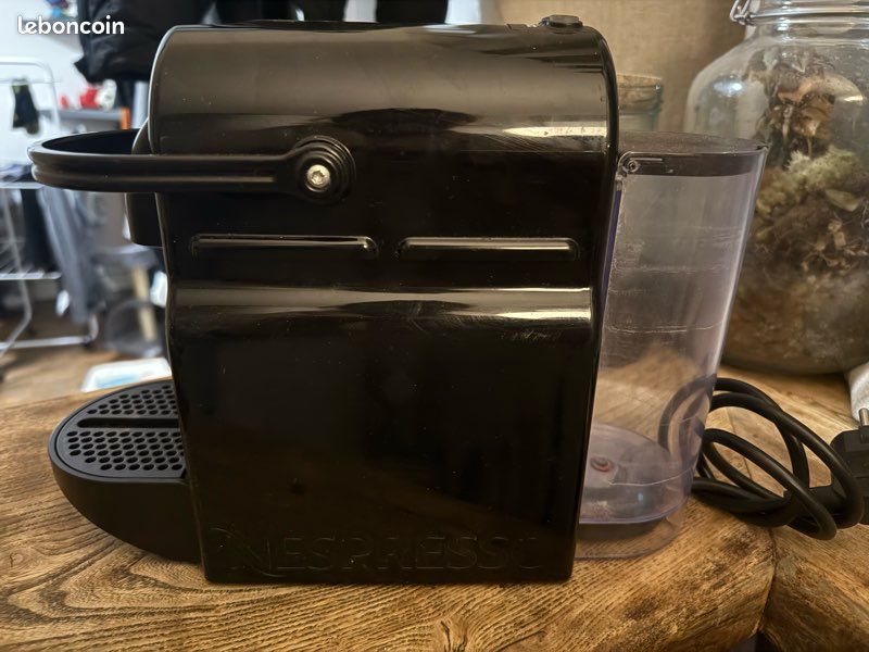 Machine à café nespresso (image 2)