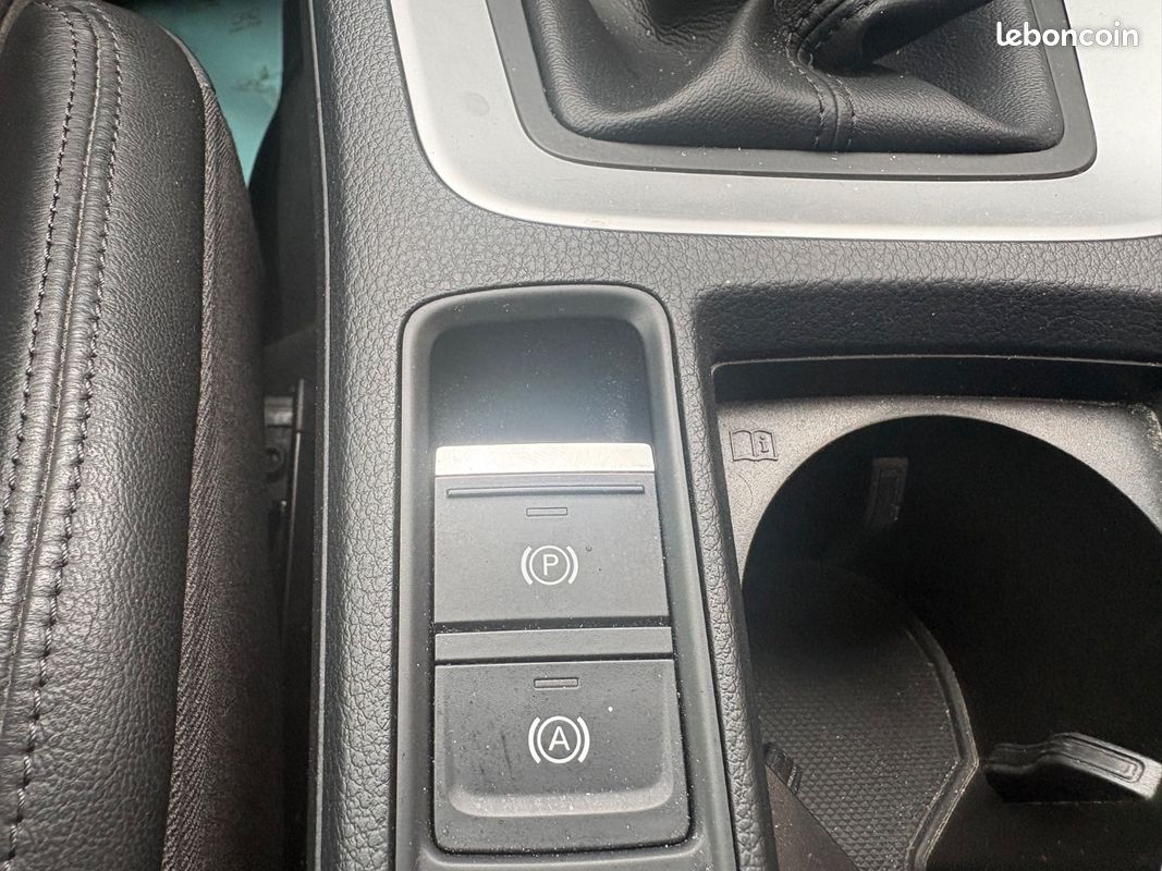 AUDI Q3 Q3 35 TFSI 150 ch Caméra 360 Toit Ouvrant Coffre Électrique (image 26)
