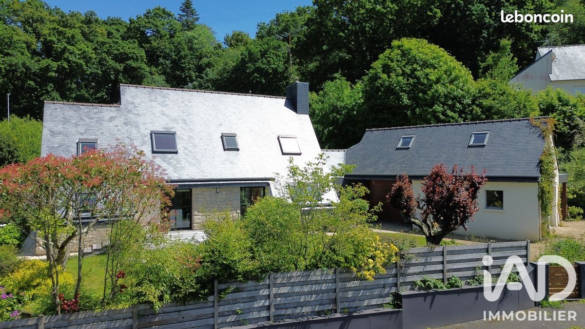 Maison 8 pièces 175 m² · à Pontrieux · 175 m² · 379 600 €