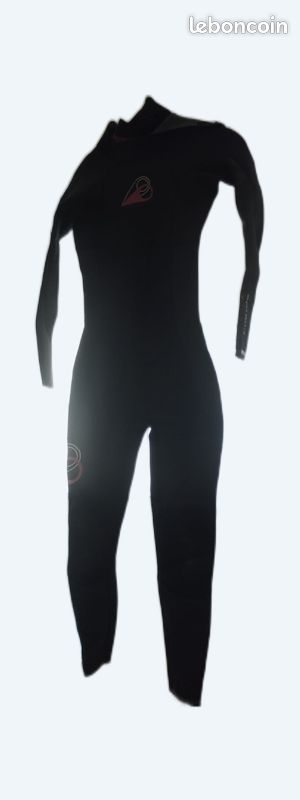Combinaison de surf (image 1)