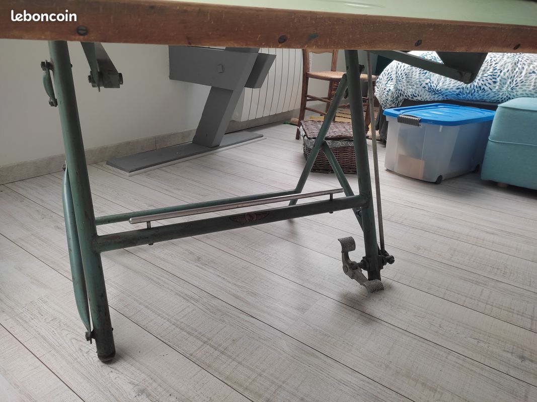 Vend table à dessin ancienne (image 4)
