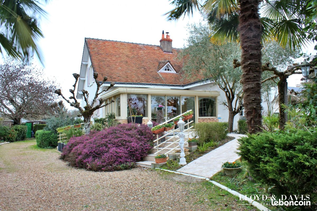 Maison 6 pièces 144 m² · à Rochecorbon · 144 m² · 178 170 €