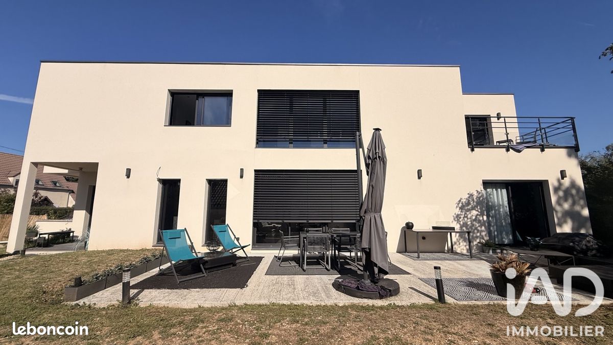 Maison 6 pièces 161 m² · à Bois-le-Roi · 161 m² · 890 000 €