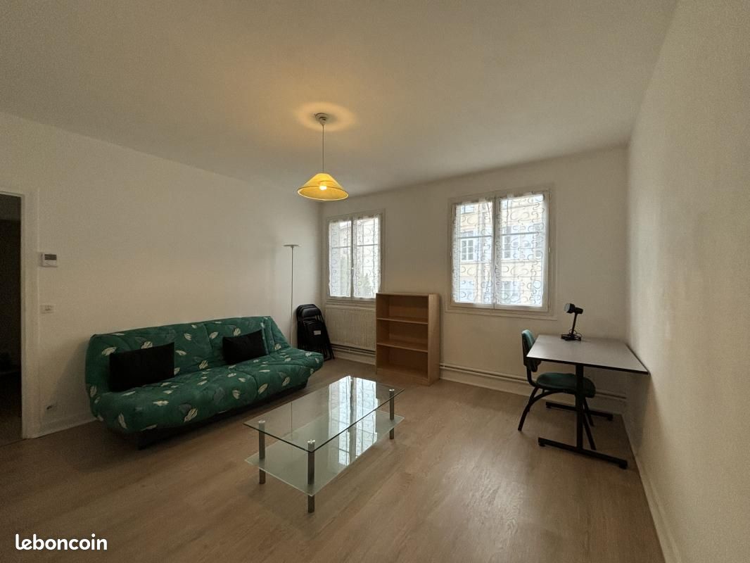 Appartement 2 pièces 43 m² · à Le Puy-en-Velay · 43 m² · 430 €/mois