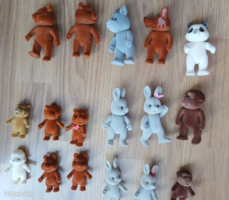 SYLVANIAN FAMILIES / FOREST FRIENDS / PETITS MALINS / MAPLE TOWN