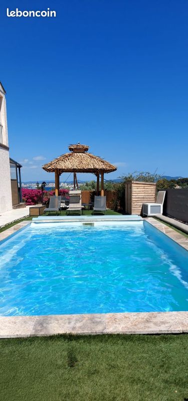 Maison 8 pièces 262 m² · à La Seyne-sur-Mer · 262 m² · 849 000 €