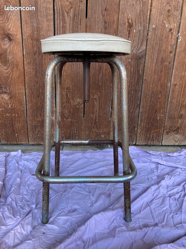 Tabouret vintage (image 1)