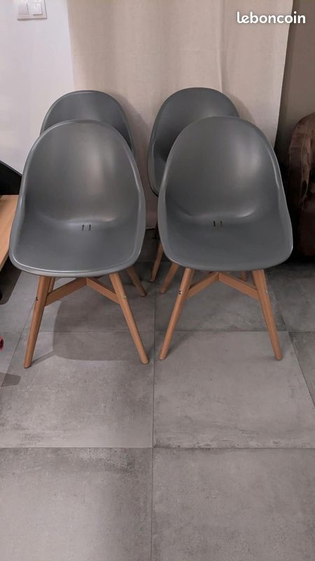 Lot 4 Chaises Ikea Fanbyn gris pieds bois (image 1)