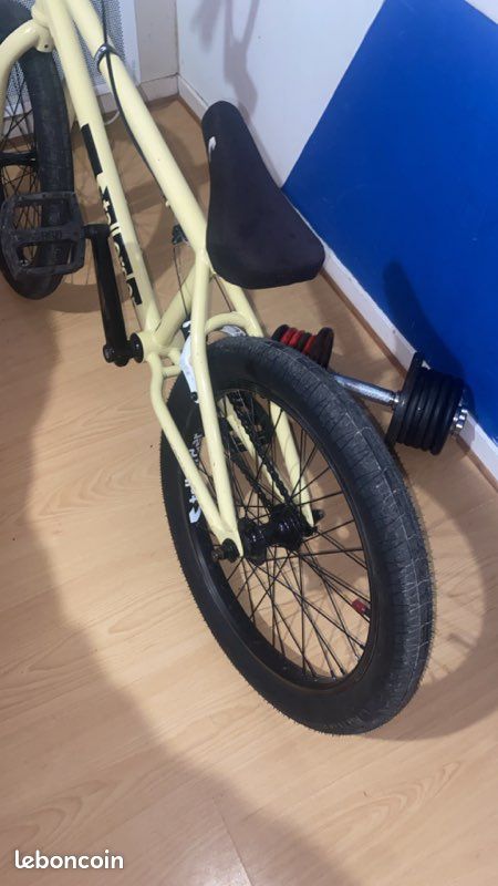 Bmx freestyle tall order 20,6 pouces Vélos