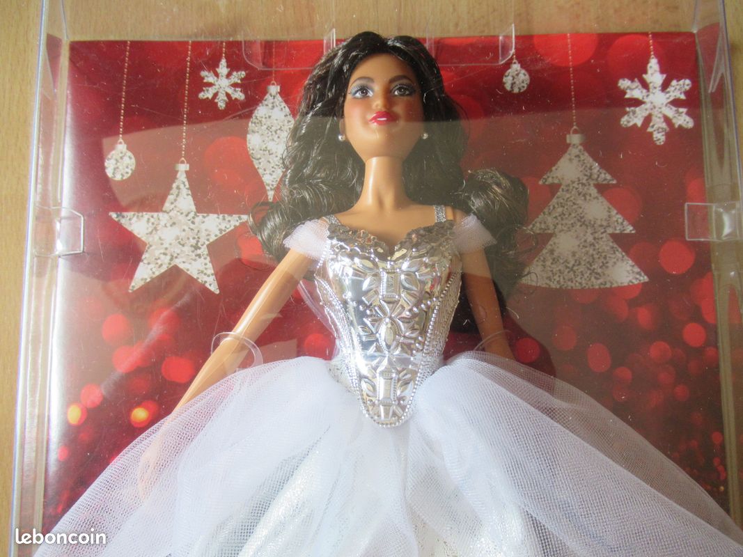 Doll Toys Barbie De Noel 2018 Brune Barbie Christmas Barbie 2018