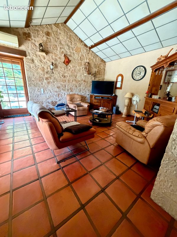 Maison 3 pièces 105 m² · à Auzits · 105 m² · 265 000 €