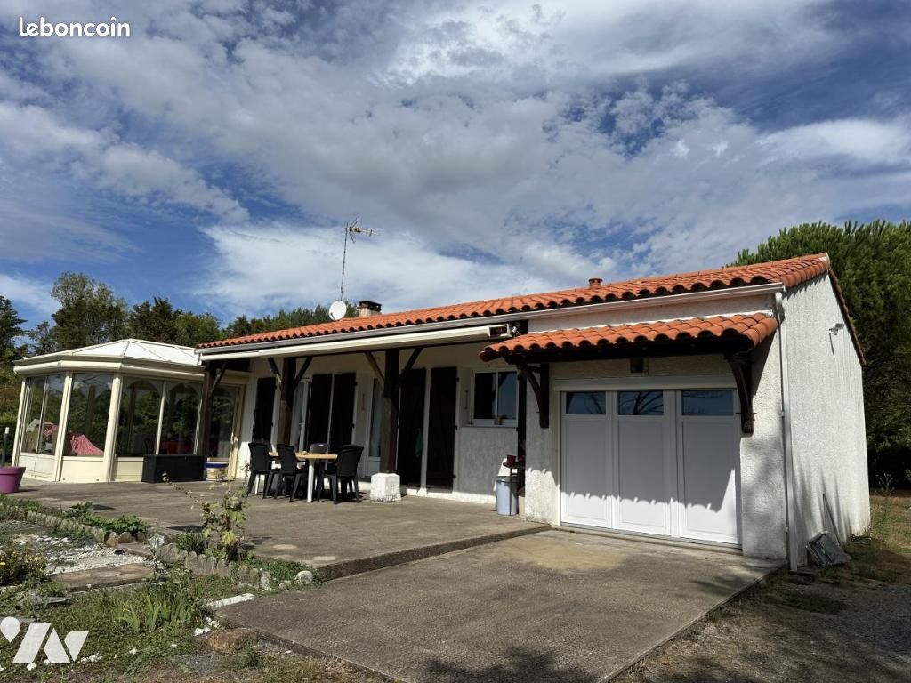 Maison 102 m² · à Saint-Michel-en-l'Herm · 102 m² · 235 000 €