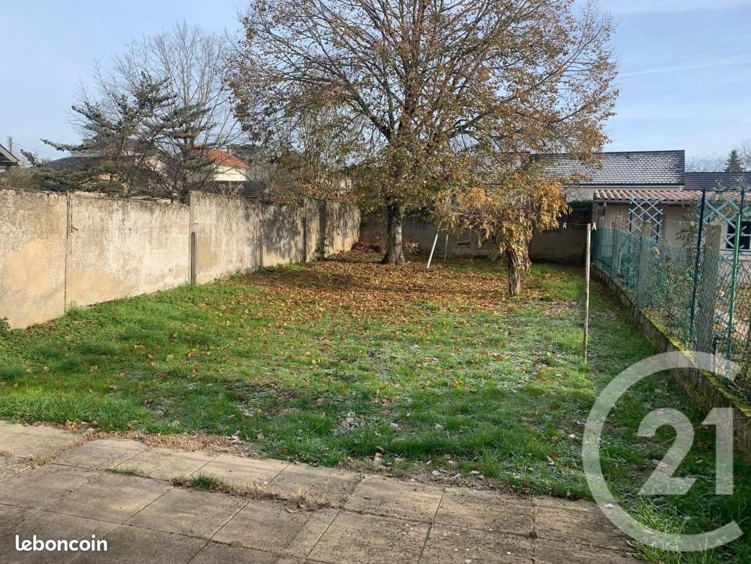 Maison 3 pièces 90 m² · à Châtellerault · 90 m² · 670 €/mois