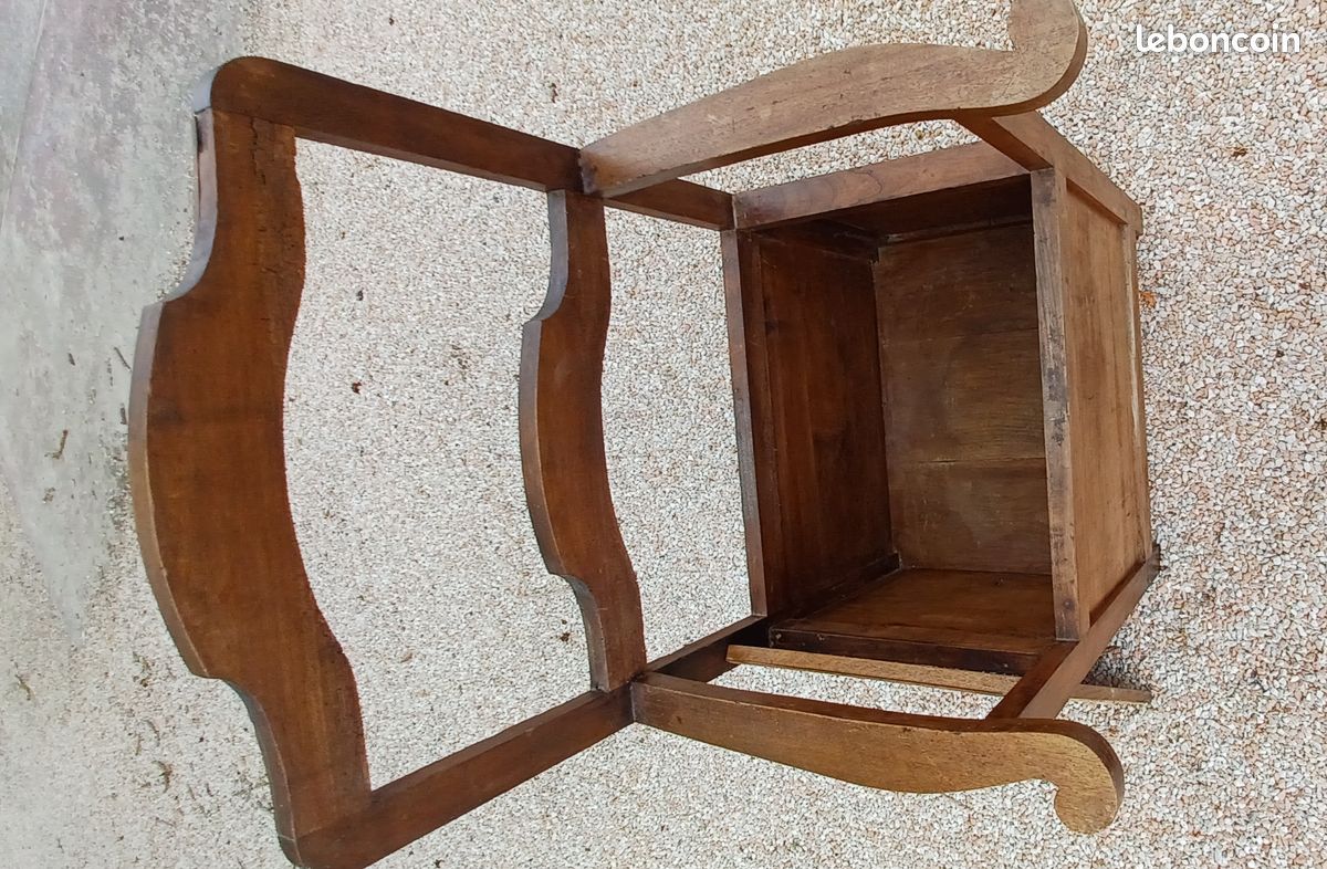 Chaise Coffre en bois (image 3)