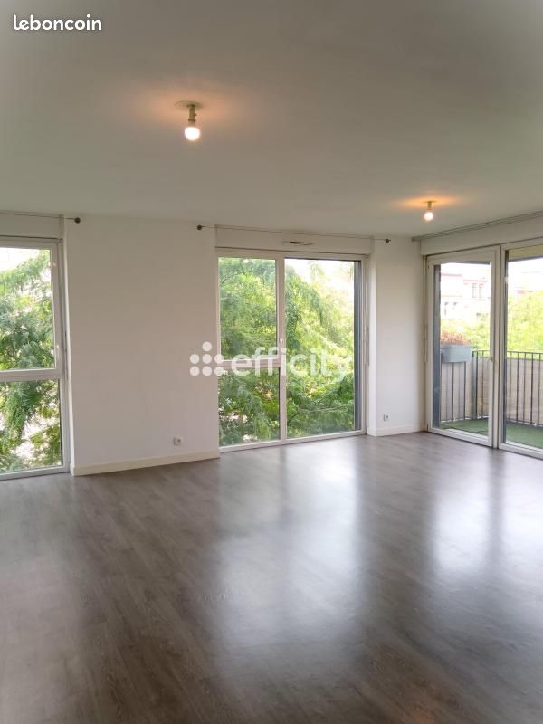 Appartement 3 pièces 70 m² · à Lille · 70 m² · 249 750 €