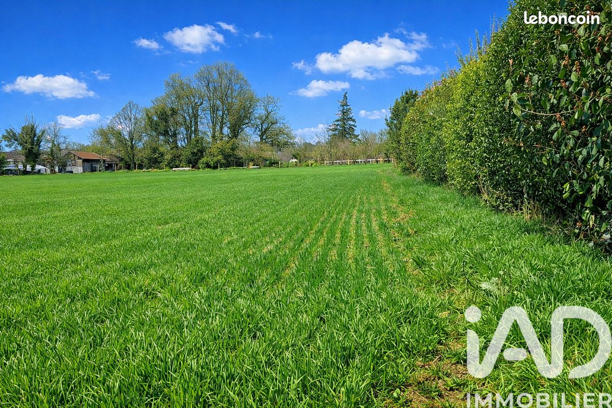 Terrain 1852 m² · à Saint-Vincent-sur-Oust · 1 852 m² · 46 600 €