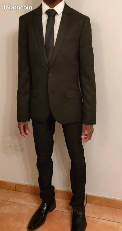 Costume Noir Chemise Blanche Cravate Noir Costume Noir Avec