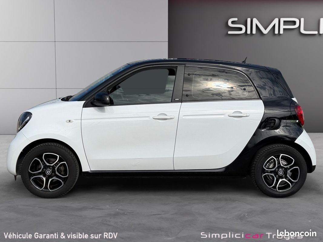 SMART FORFOUR II 0.9 90 PASSION TWINAMIC BVA6 90Ch Garantie 12 mois (image 5)